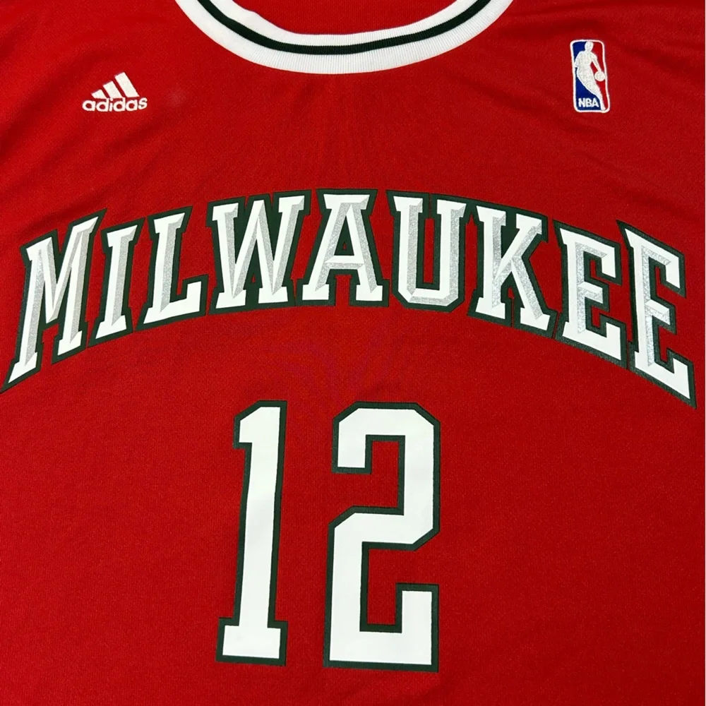 Milwaukee Bucks Adidas Red Adult XXL NBA Jersey - Picture 4 of 10